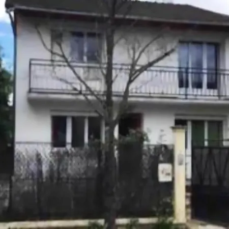 Maison Deux Pieces Tout Confort Stains Exterior photo